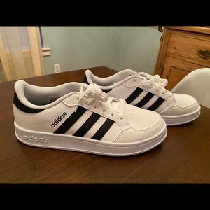 Adidas Grand Court Tennis Shoes